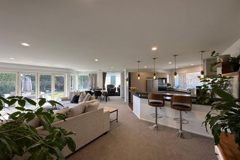 Photo of property in 17 Burbank Drive, Aidanfield, Christchurch, 8025