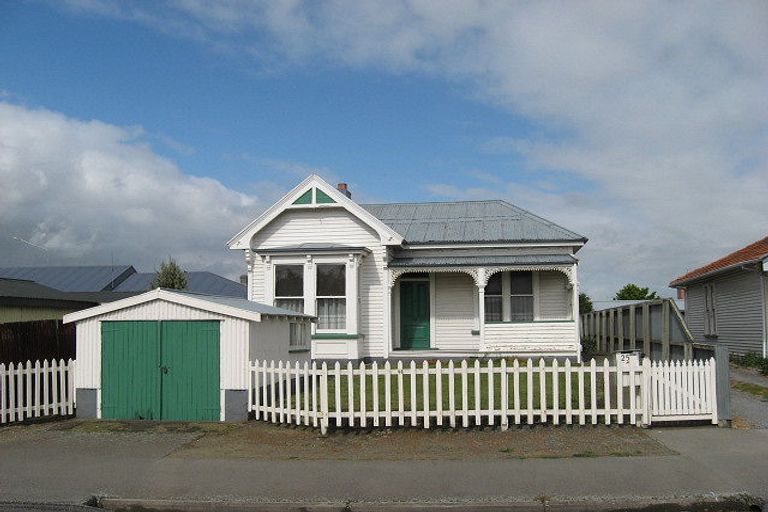 Photo of property in 25 Sewell Street, Kaiapoi, 7630