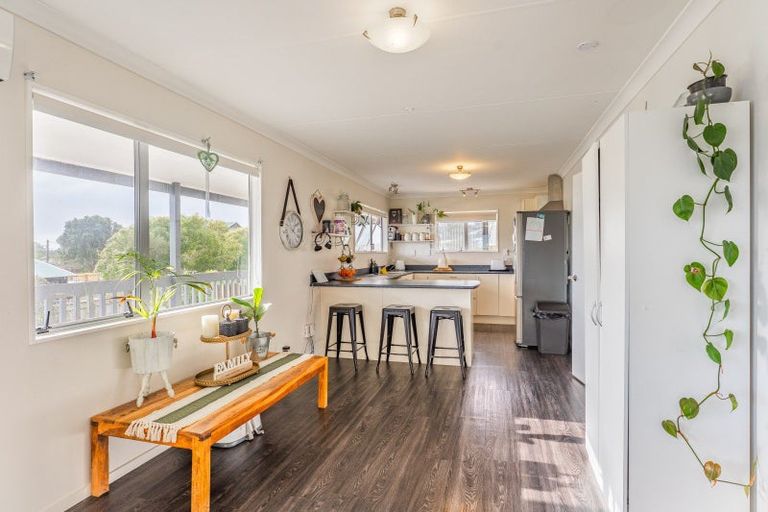 Photo of property in 75 Atkinson Avenue, Otaki Beach, Otaki, 5512