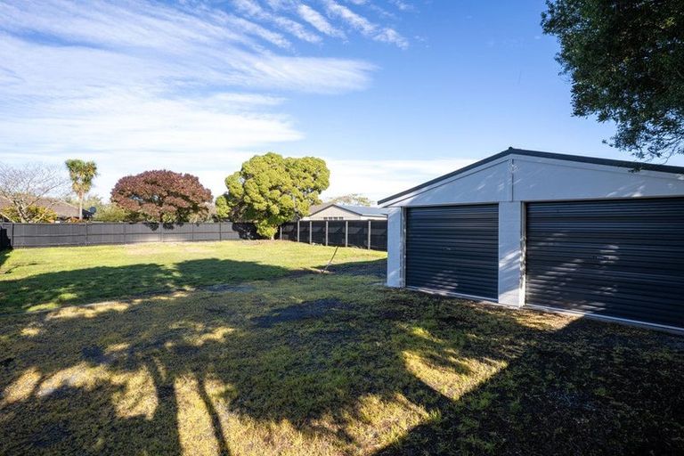 Photo of property in 17 Woodgrove Avenue, North New Brighton, Christchurch, 8083