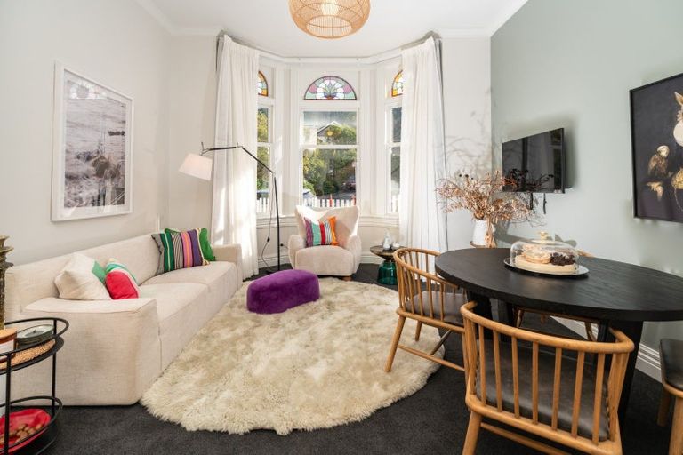 Photo of property in 18 Portland Crescent, Thorndon, Wellington, 6011