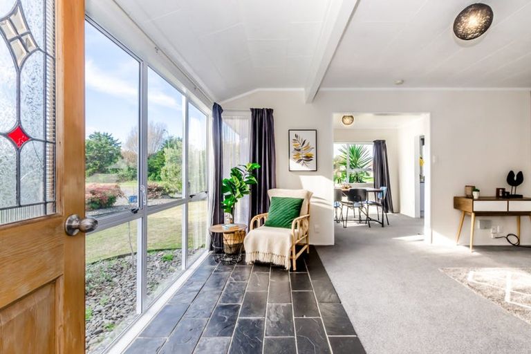 Photo of property in 30 The Avenue, Paraparaumu Beach, Paraparaumu, 5032