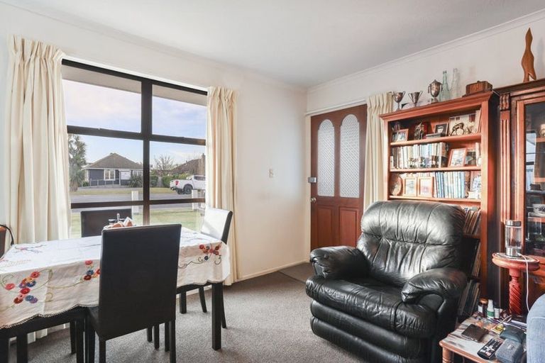 Photo of property in 4 Amberley Beach Road, Amberley, 7410