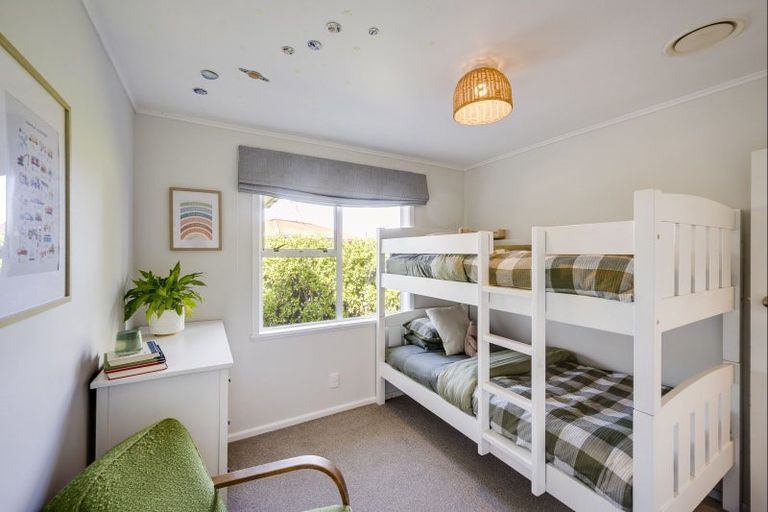 Photo of property in 40 Exeter Crescent, Pirimai, Napier, 4112