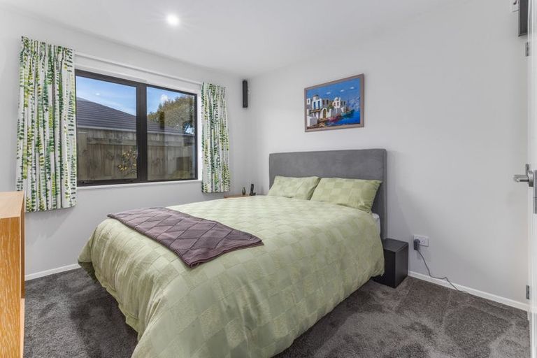 Photo of property in 4 Kaiwaru Place, Waikanae, 5036