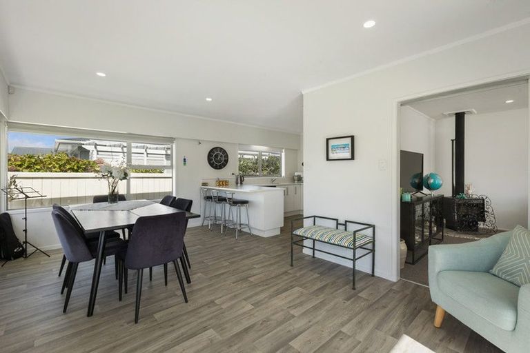 Photo of property in 8 Sandleigh Drive, Athenree, Katikati, 3177