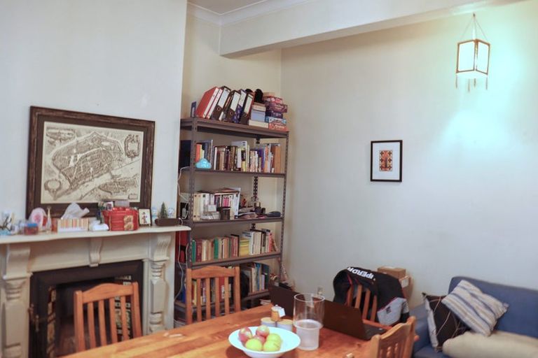 Photo of property in 300 Tinakori Road, Thorndon, Wellington, 6011