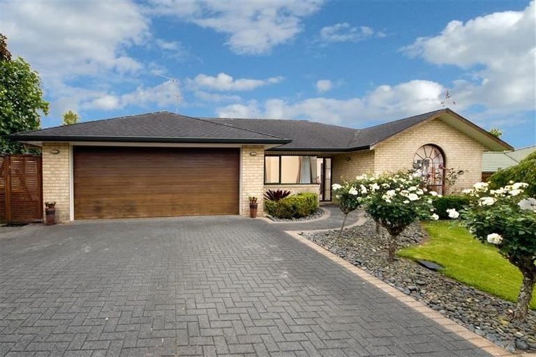 Photo of property in 19 Starlight Cove, Hobsonville, Auckland, 0618