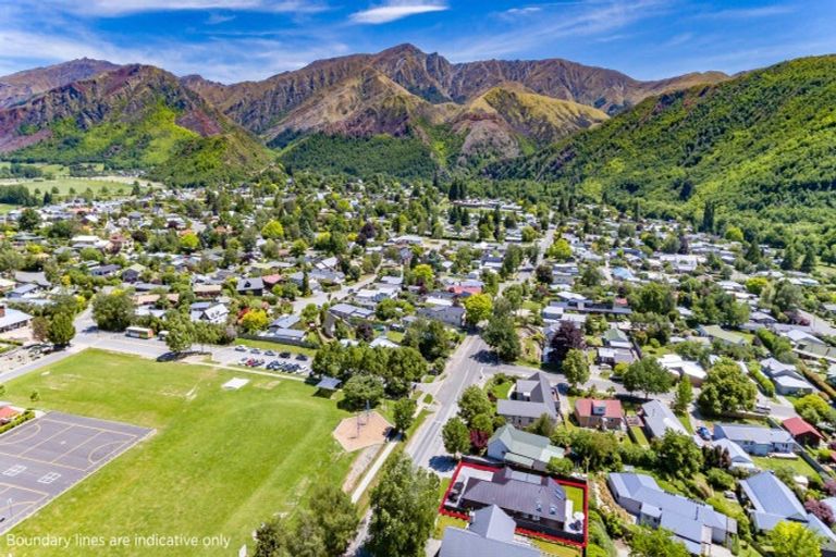 Photo of property in 65 Centennial Avenue, Arrowtown, 9302