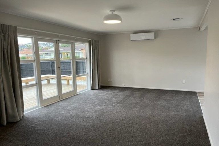 Photo of property in 2a Lansdown Place, Papakura, 2110