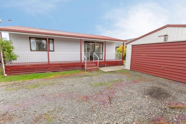 Photo of property in 17a Kowhai Avenue, Rangiora, 7400