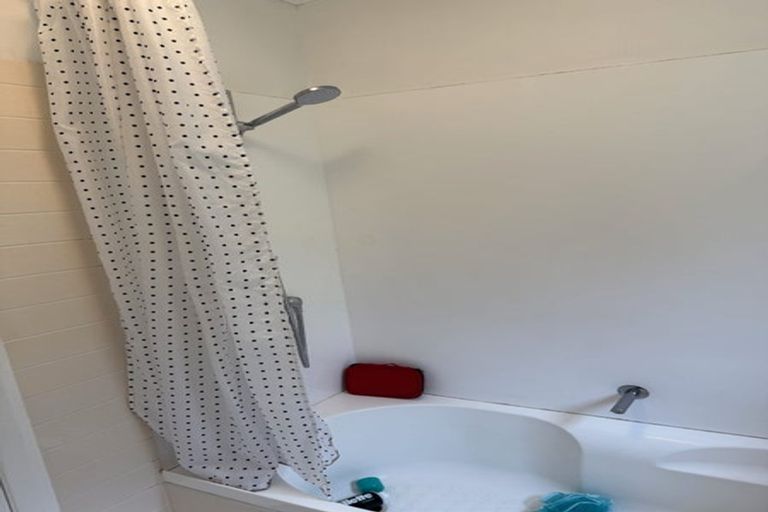 Photo of property in 152 Helston Road, Paparangi, Wellington, 6037