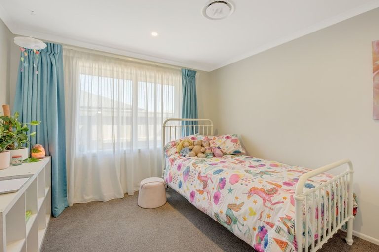 Photo of property in 22 Curtis Street, Stoke, Nelson, 7011