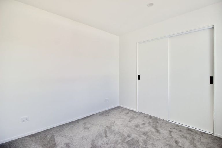 Photo of property in 111a Lancaster Road, Beach Haven, Auckland, 0626