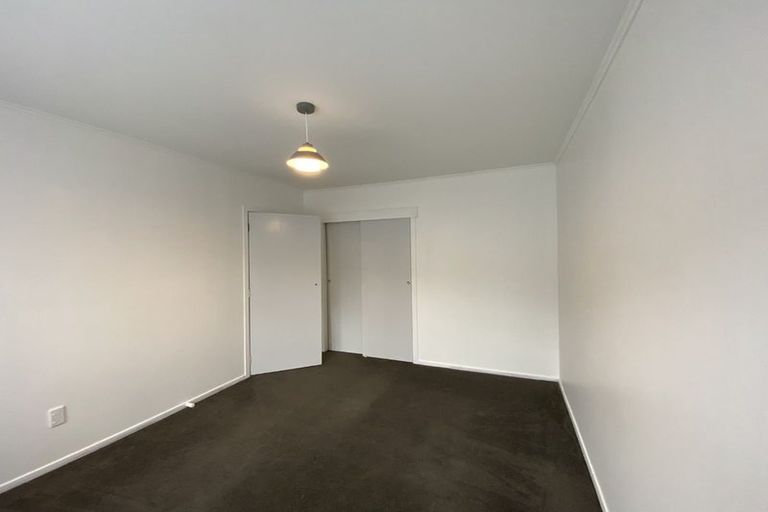 Photo of property in 98c Waiwhetu Road, Waterloo, Lower Hutt, 5011