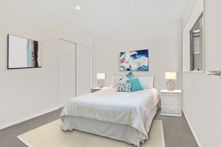 Photo of property in 3 George Mcwhirter Avenue, Massey, Auckland, 0614