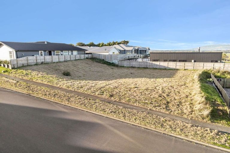 Photo of property in 44 Vaucluse Heights, Fitzherbert, Palmerston North, 4410