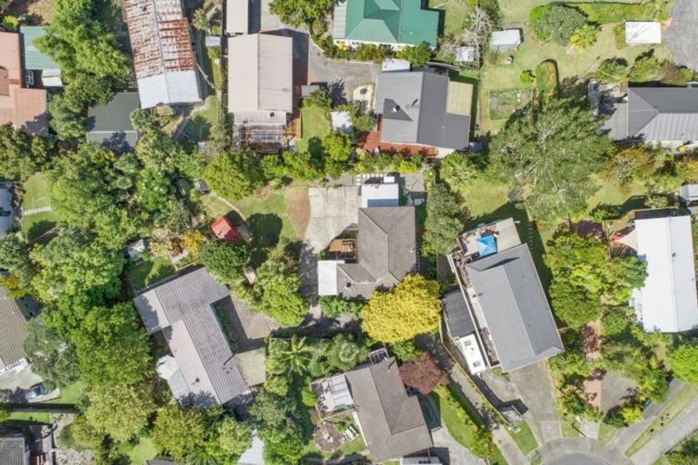 Photo of property in 18 George Herring Place, Glen Eden, Auckland, 0602