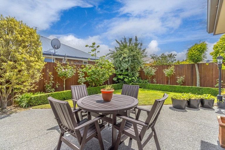 Photo of property in 5 Grace Close, Aidanfield, Christchurch, 8025