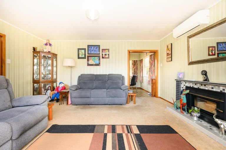 Photo of property in 33 Apollo Parade, Milson, Palmerston North, 4414