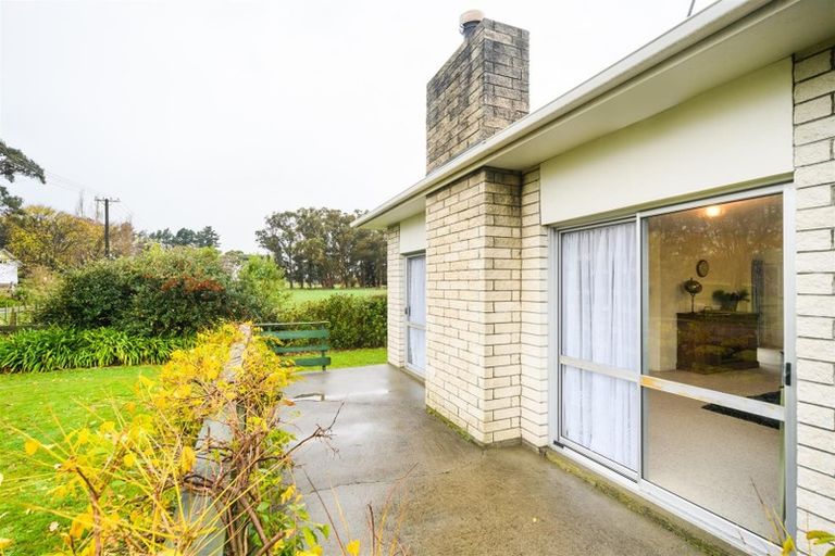 Photo of property in 24 Oaklea Avenue, Marton, 4710