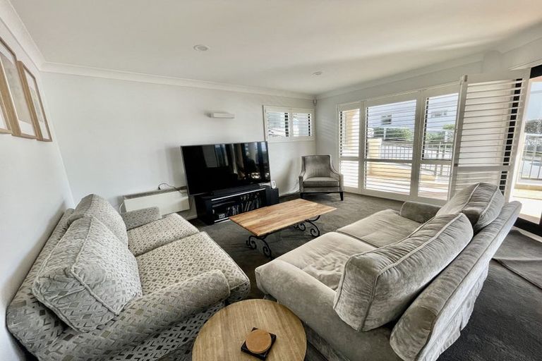 Photo of property in 13/22u Oriental Terrace, Oriental Bay, Wellington, 6011