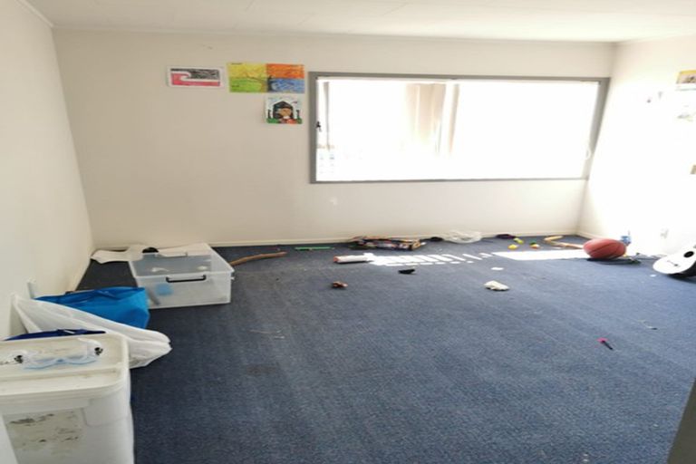 Photo of property in 42 Beaufort Place, Papatoetoe, Auckland, 2025