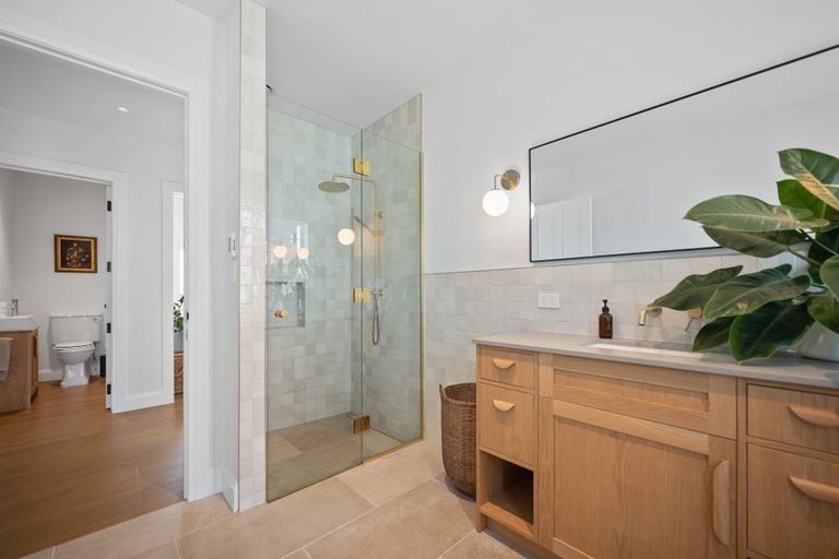 Photo of property in 438 Oaia Road, Muriwai, Waimauku, 0881