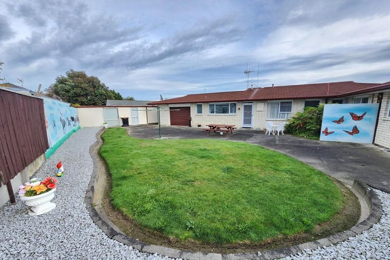 Photo of property in 24 Browning Place, Roslyn, Palmerston North, 4414