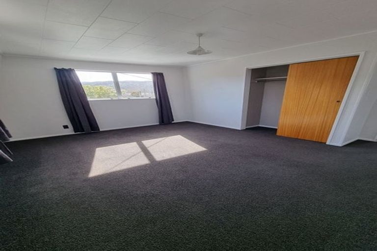 Photo of property in 1/56 Mary Crescent, Elderslea, Upper Hutt, 5018