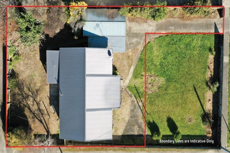 Photo of property in 36-38 Weraroa Road, Levin, 5510