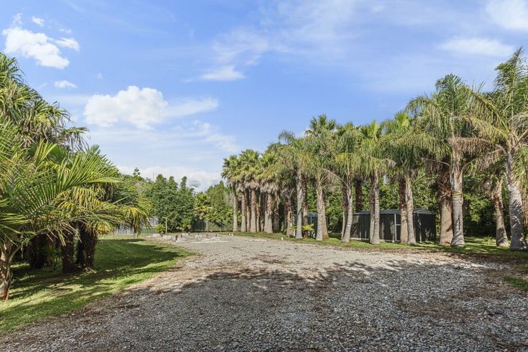 Photo of property in 6388a South Road, Pungarehu, 4685