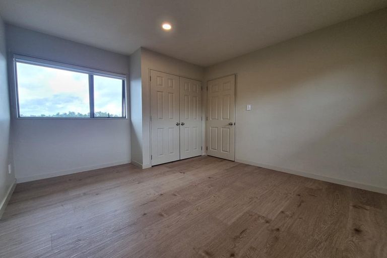 Photo of property in 15 Meteor Place, Schnapper Rock, Auckland, 0632