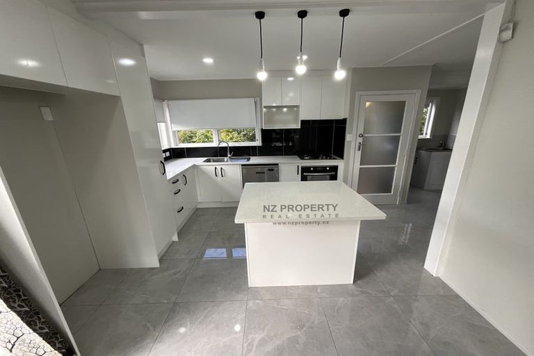 Photo of property in 38 Eddowes Street, Manurewa, Auckland, 2102