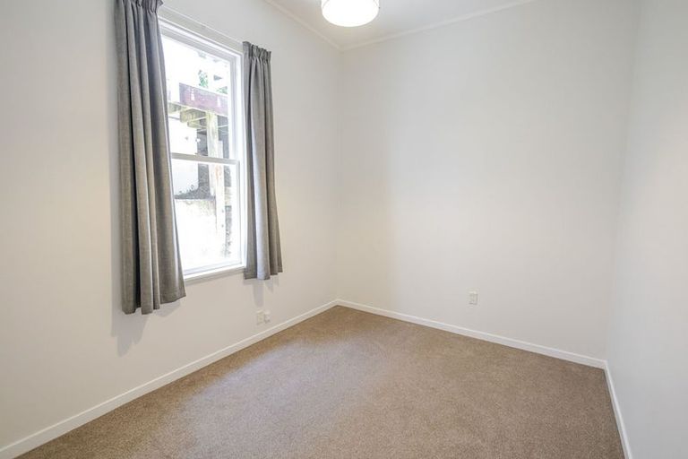 Photo of property in 26 Adams Terrace, Aro Valley, Wellington, 6021