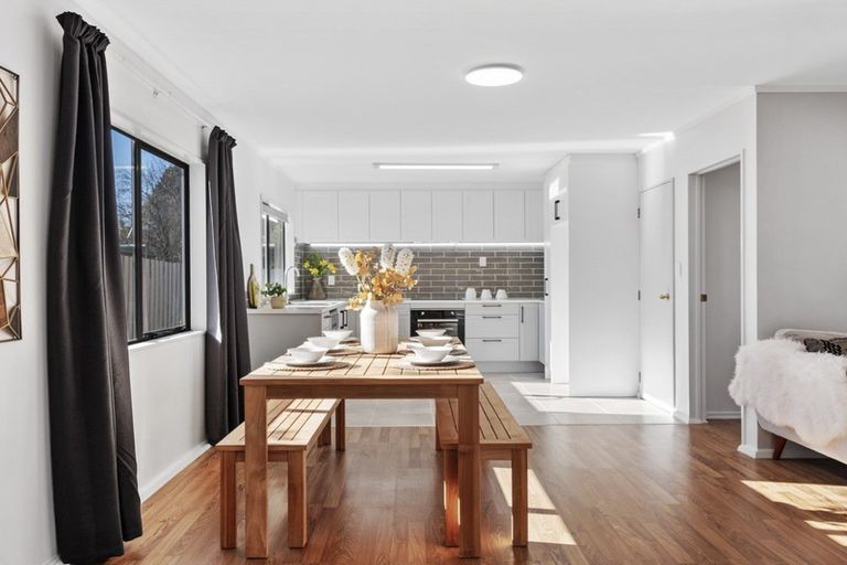 Photo of property in 5b James Cook Drive, Welcome Bay, Tauranga, 3112