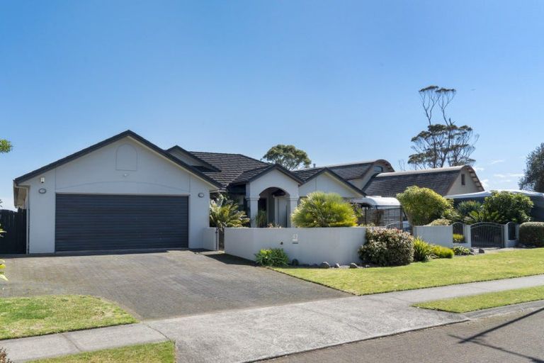 Photo of property in 42 Sovereign Drive, Papamoa Beach, Papamoa, 3118