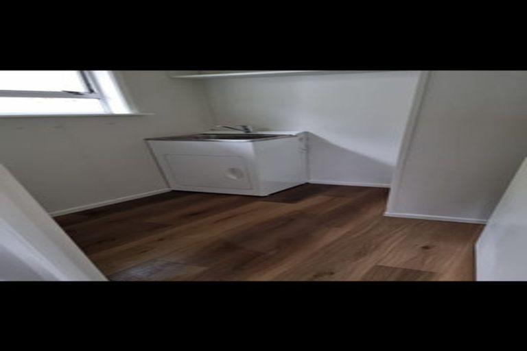 Photo of property in 18 Whakawhiti Street, Marfell, New Plymouth, 4310