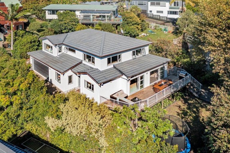Photo of property in 33 Penzance Road, Mairangi Bay, Auckland, 0630