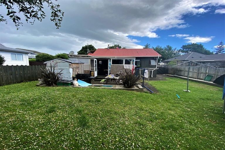 Photo of property in 8 Freyberg Avenue, Papatoetoe, Auckland, 2104