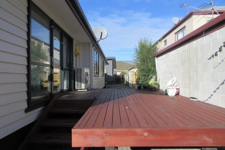 Photo of property in 77 Peverel Street, Riccarton, Christchurch, 8041