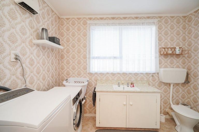 Photo of property in 231 Princes Street, Strathern, Invercargill, 9812