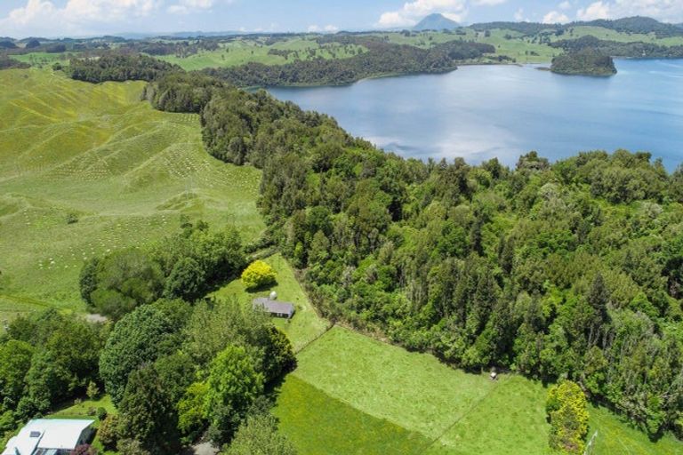 Photo of property in 21a Hamilton Road, Lake Rotoma, Rotorua, 3074