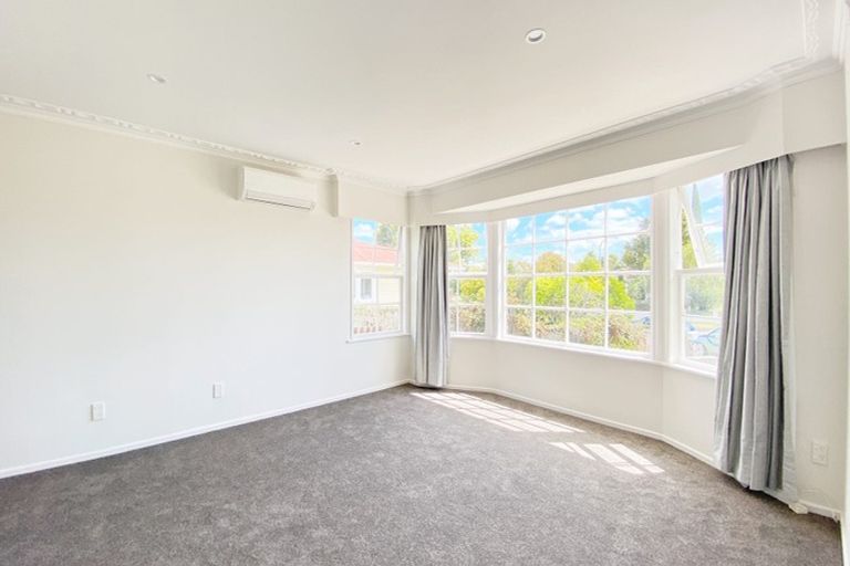 Photo of property in 13 Burlington Place, Manurewa, Auckland, 2102