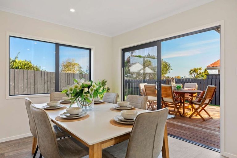 Photo of property in 116a Racecourse Road, Waiuku, 2123