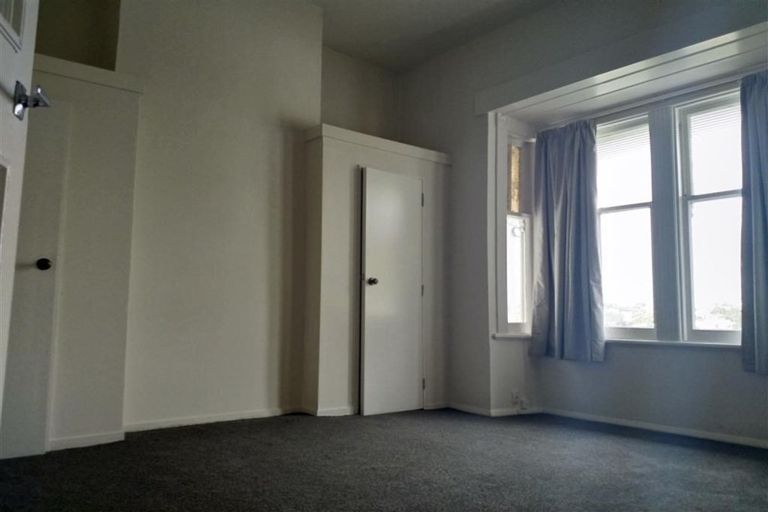 Photo of property in 1/13 Garden Road, Northland, Wellington, 6012