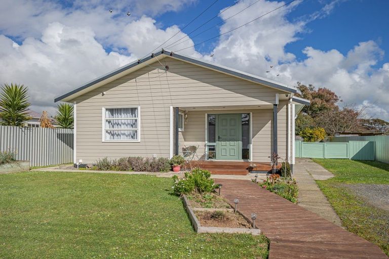 Photo of property in 6 Vance Street, Shannon, 4821