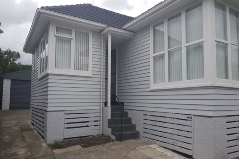 Photo of property in 1 Daphne Road, Papatoetoe, Auckland, 2025