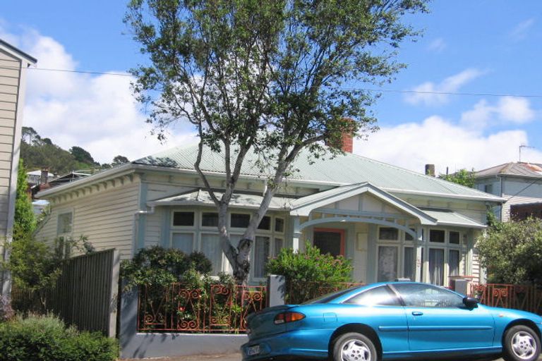 Photo of property in 160 Tasman Street, Mount Cook, Wellington, 6021