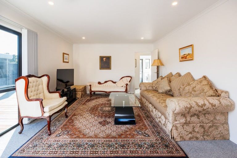 Photo of property in 1 William Street, Marton, 4710